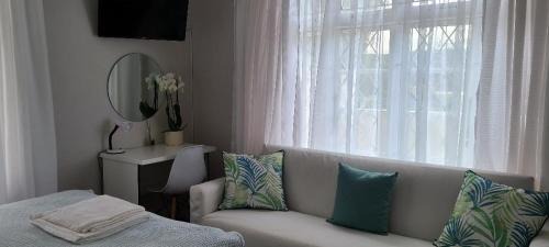 Morningside House | Innes Road Durban Accommodation 2 Bedroom Private Unit A