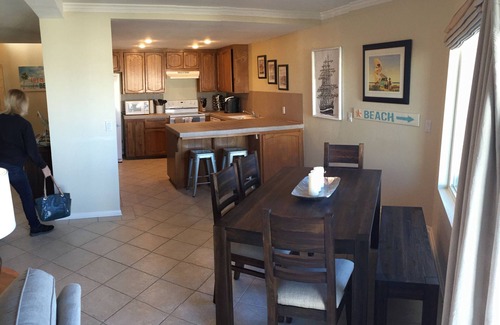Townsite Condo | Instant Beach Access - Just Steps Away!