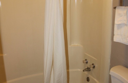 Rensselaer Hotel | Interstate Motel