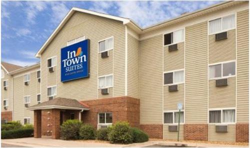 Sheridan Hotel | InTown Suites Extended Stay Denver - Englewood