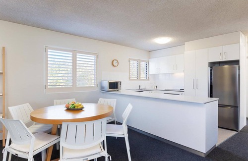 Nelson Bay Apartment | Intrepid, 1/3 Intrepid Close - Amazing views of Shoal Bay, only 100m from the Beach