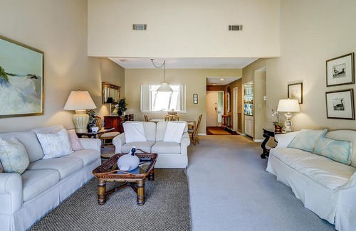 Palmetto Dunes Apartment | Inverness Village 915