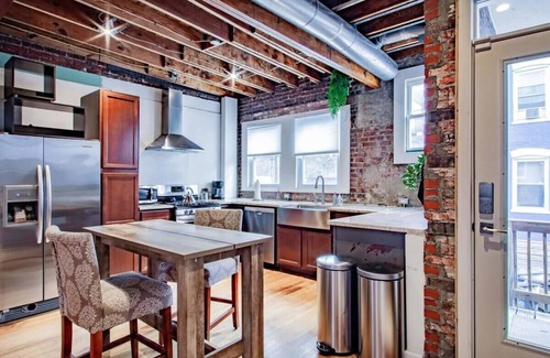 Trinidad House | Inviting 3-Lvl DC Townhome ✓Walk to METRO Station & Union Market ✓H Street ✓NoM