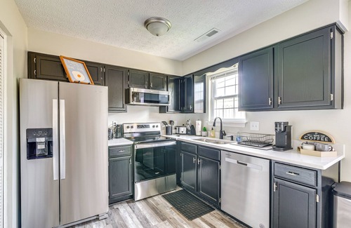 Bowling Green House | Inviting Bowling Green Escape w/Smart TVs!