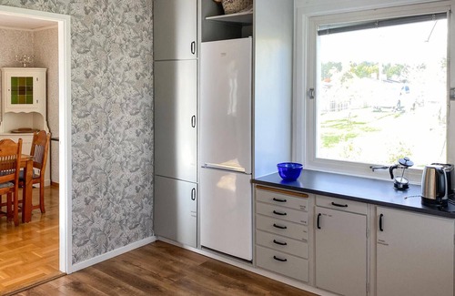 Overum House | Inviting cottage with beautiful garden in Överum.