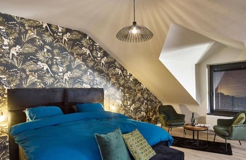 Riemst Villa | Inviting Holiday Home in Vlijtingen with Sauna