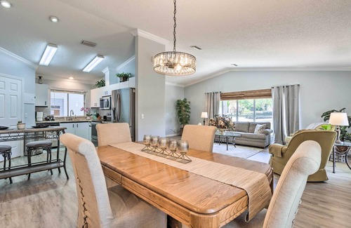 Del Mar House | Inviting Lady Lake House: In the Village!