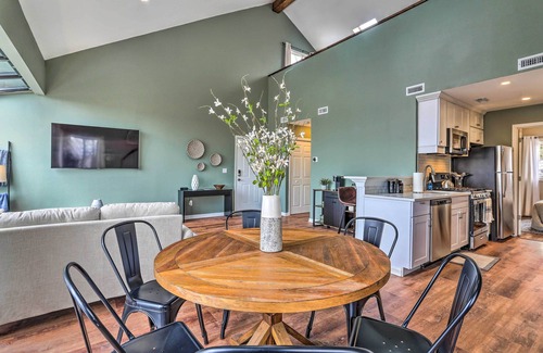 Vernon Condo | Inviting Vernon Twp Condo w/Private Balcony!