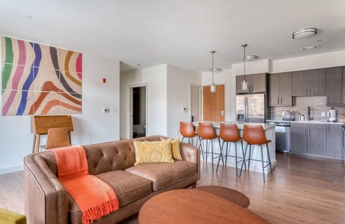 Waltham Apartment | Inviting Waltham 2BR w/Gym & In-Unit W/D, near Dining, by Blueground
