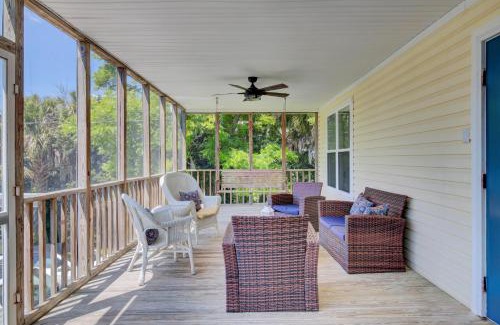 Sullivan's Island House | Ion by AvantStay Walk to Beach Dining Shopping Central Location Deck