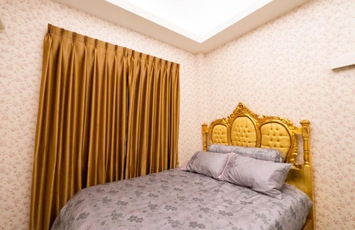 Nakhon Chum Villa | Iris Homestay