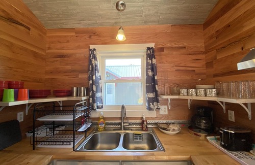 New London RV Rental | Irish Acres Farm GLAMPGroundnDeluxe & Rustic GlampingnHosting n1-22 persons