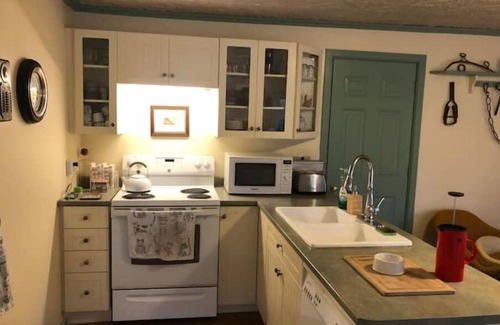 North Kawartha Other | Irish Farmhouse from 1890 North Kawartha