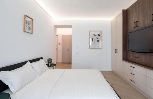 Pipera Apartment | Ironcrest Studio - Cortina