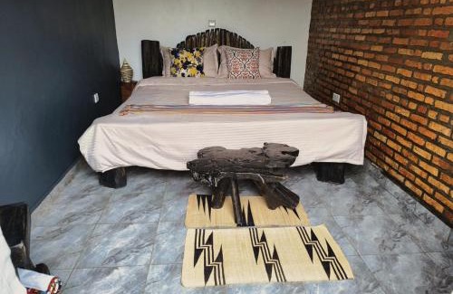 Gitarama House | Ishobe farm stay Experience and Wellness Retreat