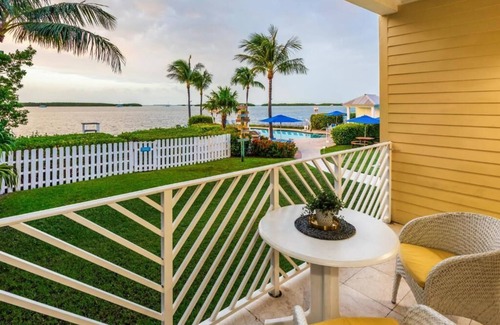 Islamorada Villa | Islamorada Getaway | 2 Family Ready Bayfront Villa w/Spacious Living Area