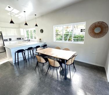 Matavera House | Island Breeze Villa