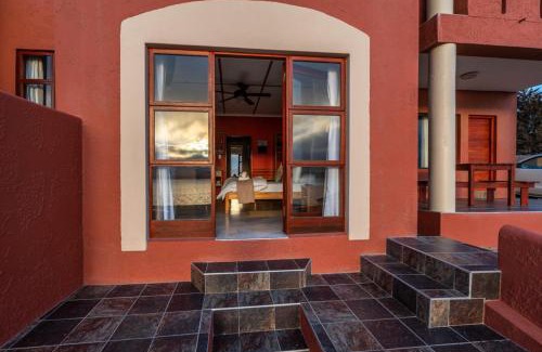 Luderitz Bed & Breakfast | Island Cottage Guesthouse