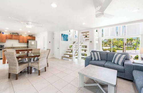 Rum Point Apartment | Island House #12 Waterfront Condo at Rum Point