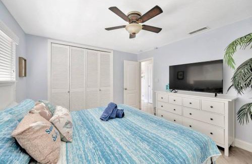 Indian Rocks Beach House | Island Paradise 3 Bed Waterfront/Heated Pool