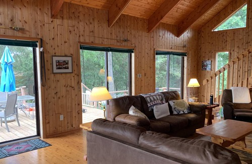 Manitoulin District Cabin | Island Vacation Home