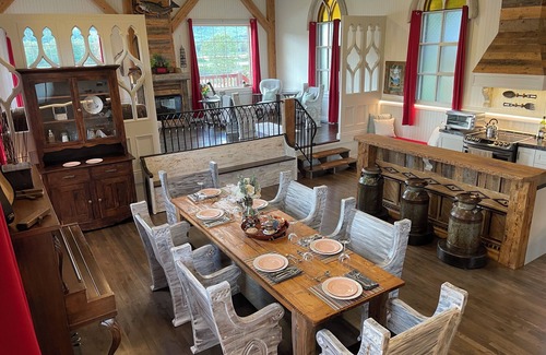 Listuguj Mi'gmaq First Nation Ski Chalet | Island View Cottage: Waterfront-BBQ-Hottub-AC-Wifi, Island View Cottage