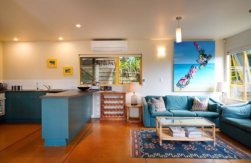 Palm Beach House | Island View | Stay Waiheke