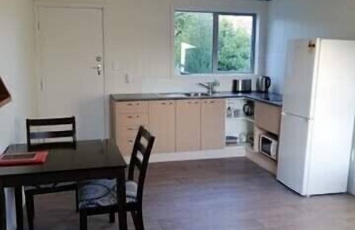 Hanmer Springs Cottage | Isobel's Self Contained Cottage- Dog Friendly