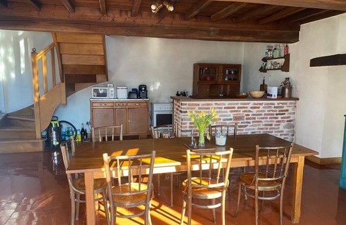 Villapourcon House | Isolated rustic house near Haut Folin