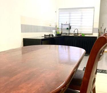 Rahang Kecil House | Isyfaq Homestay Seremban Rahang 3 Bedrooms