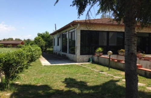 Borgo Sabotino Villa | villa in the green At 700 m from the Mediterranean sea
