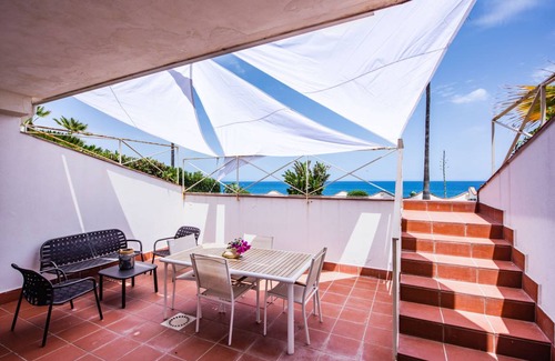 Costa Saracena-Castelluccio Villa | 242 m² Villa ∙ 6 bedrooms ∙ 14 guests