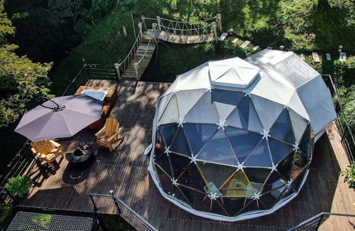 San Francisco House | It is a beautiful luxury glamping site located next to a forest reserve and a great view.