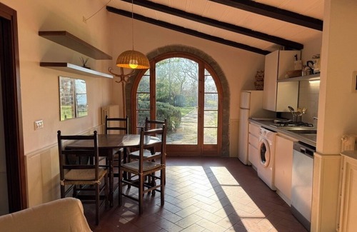 Loro Ciuffenna Villa | Poggio Corsucci - "The Hut" - Stone house in the heart of Tuscany with pool