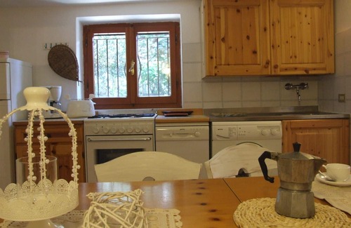 Marina di Castagneto Carducci Apartment | Lovely apartment for 3 guests with WIFI, TV and parking