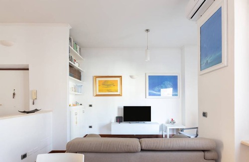 Cinecitta Apartment | 100 m² Apartment ∙ 2 bedrooms ∙ 3 guests
