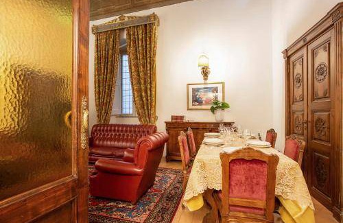 Rione VIII Sant'Eustachio Apartment | 280 m² Apartment ∙ 5 bedrooms ∙ 10 guests