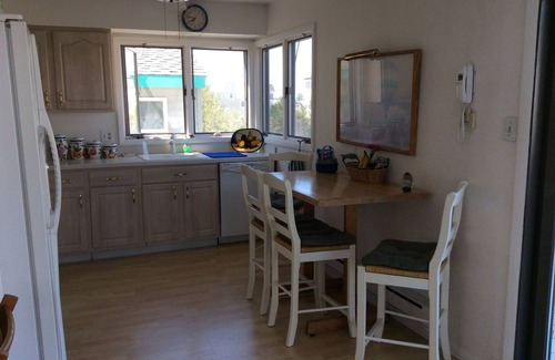 Ship Bottom House | IT'S ALL ABOUT THE VIEWS AND THE NATURAL LIGHTING