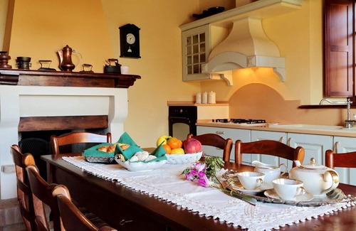 Serrapetrona House | It's pure magic! Dont' miss this unique chance.a beautiful view and an exclusive stay will take yo