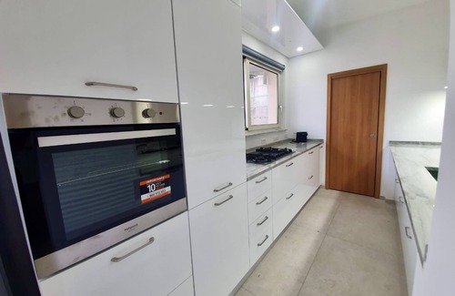 Santa Caterina Dello Ionio Marina Apartment | New apartment (2021) spacious for 7 people and within walking distance to the sea