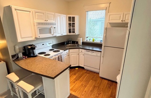 Seaglass Village Cottage | Its a “Shore Thing" is a 2-bedroom at Seaglass Village in Wells. 3 night minimum