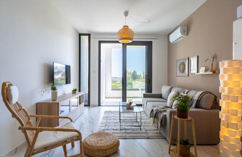 Larnaca Apartment | Ivory 1-BR Apartment in Aradipou
