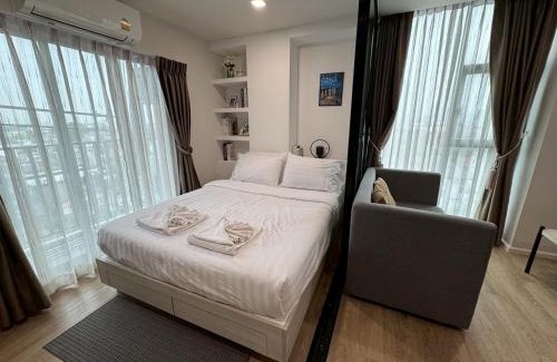 Chan Kasem Apartment | Ivory Ratchada-Ladprao Huai Khwang Night Market