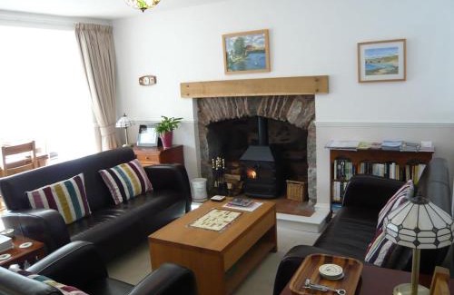 Braemar House | Ivy Cottage Bed and Breakfast