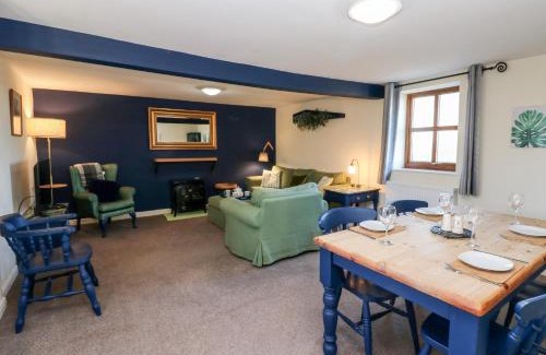 Richmond House | Ivy Cottage