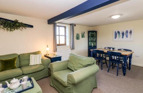 Richmond House | Ivy Cottage
