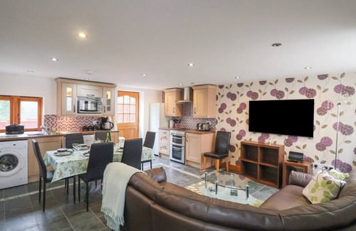 Clyst St Mary Cottage | IVY COTTAGE, pet friendly, character holiday cottage in Aylesbeare