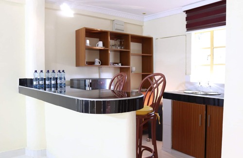 Embu Hotel | IZAAK WALTON INN EMBU