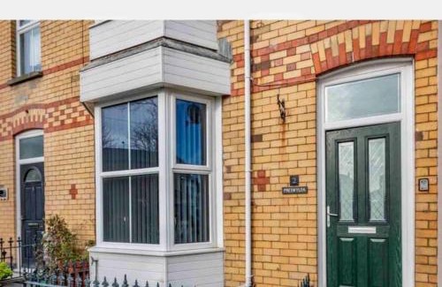 Tywyn House | Jack's House