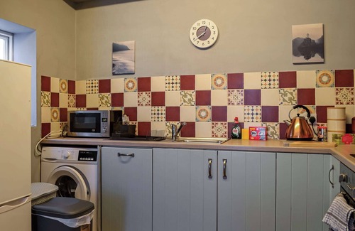 Wing Cottage | Jackson Court 2 - UK43635